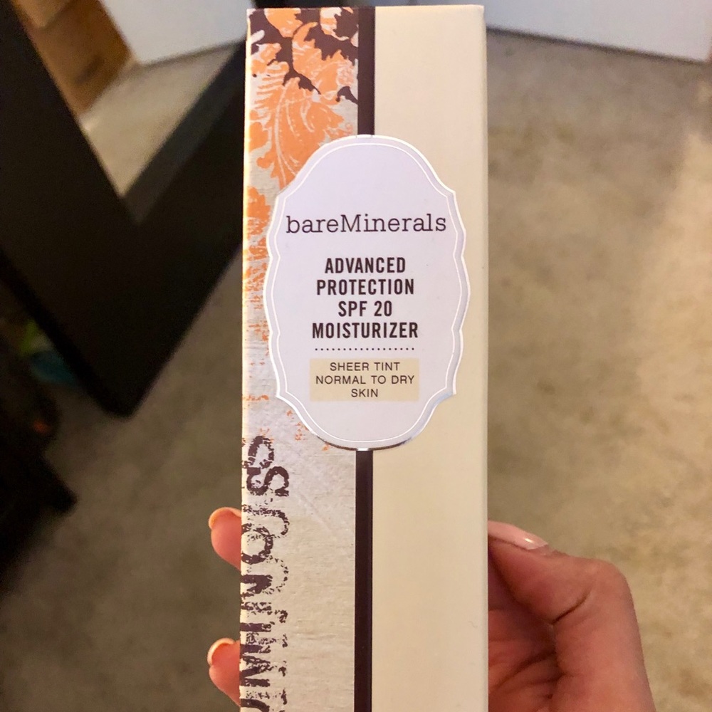 Bare minerals advanced protection spf 20